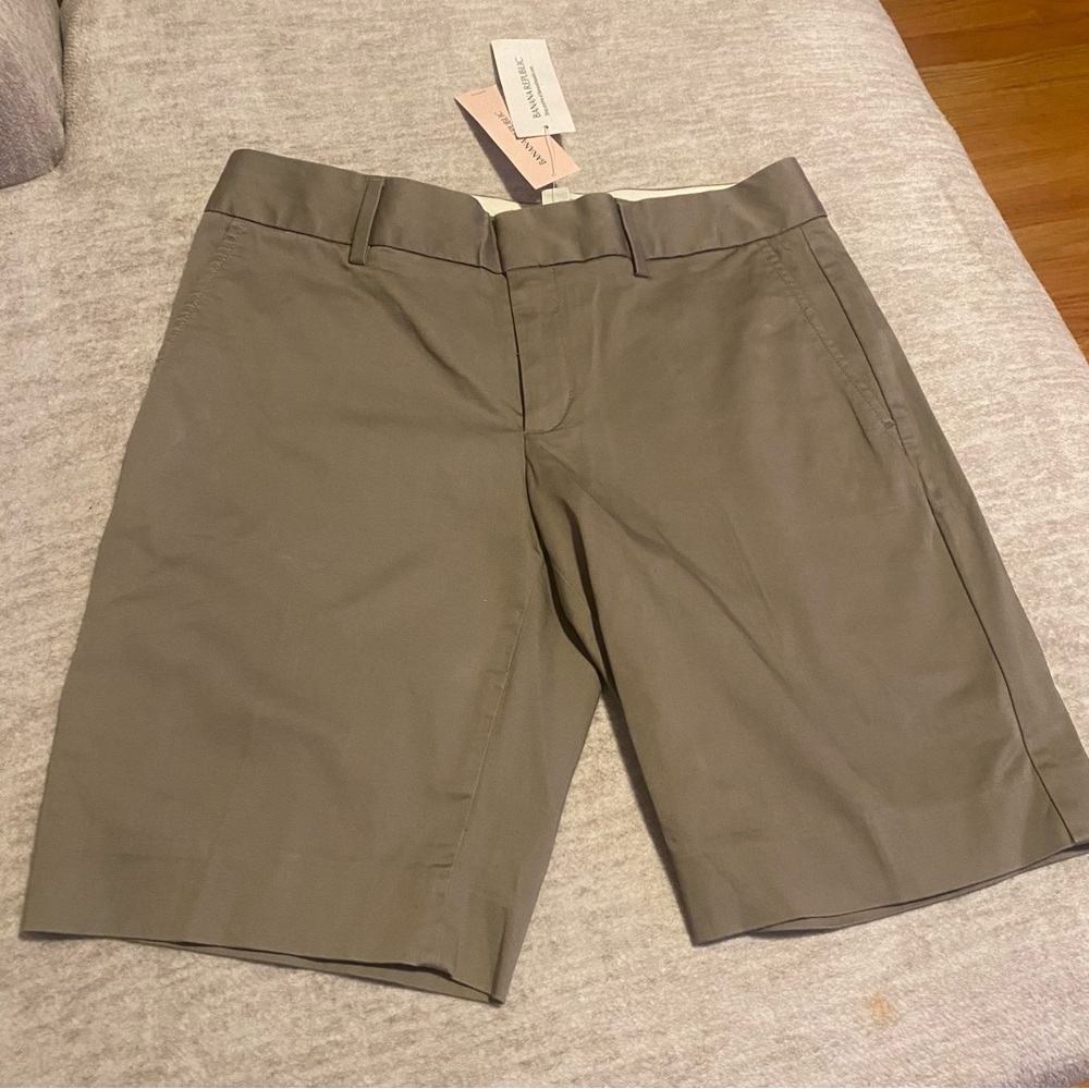 Women’s Bermuda shorts